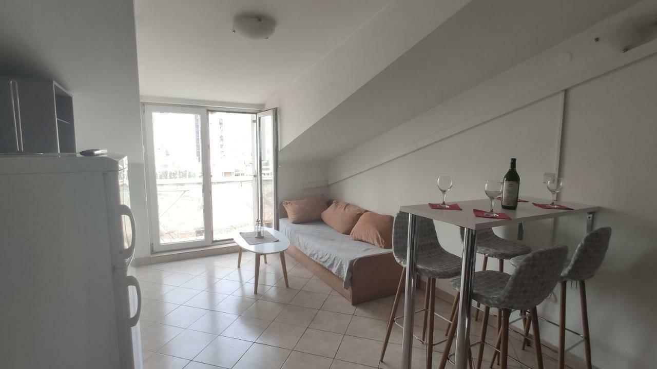 Small Northside Apartment Split Zewnętrze zdjęcie